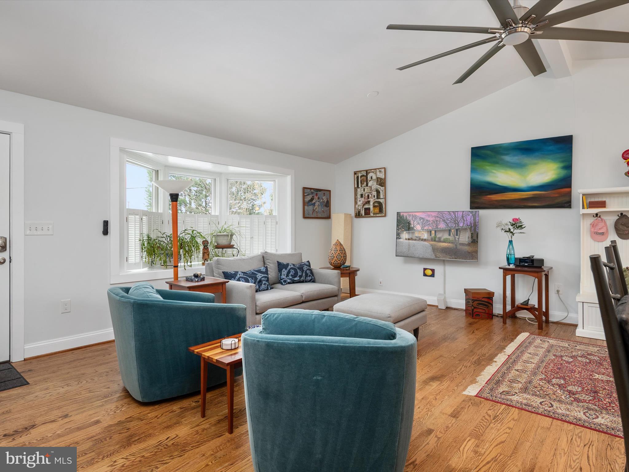 513 Leelyn Dr