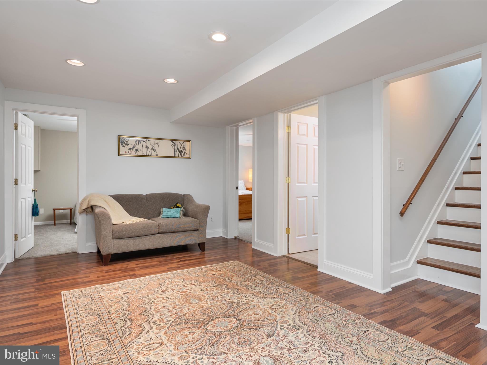 513 Leelyn Dr