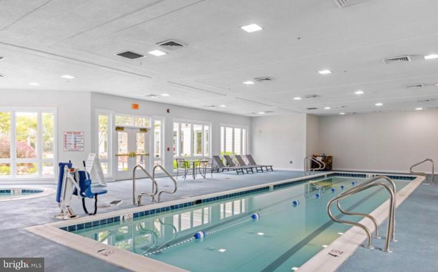 2494 AMBER ORCHARD COURT E 302