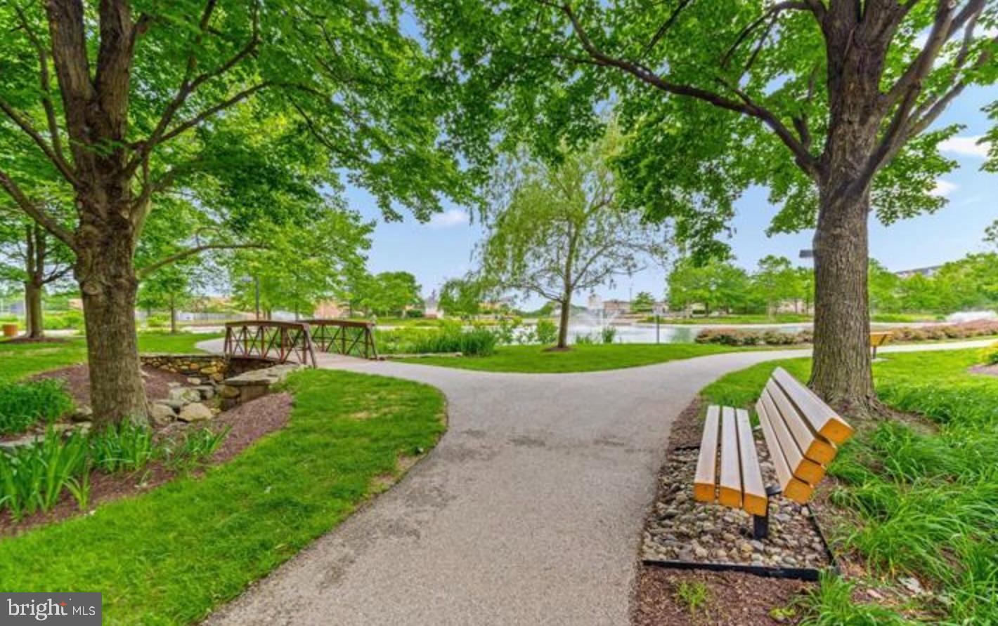 2494 AMBER ORCHARD COURT E 302
