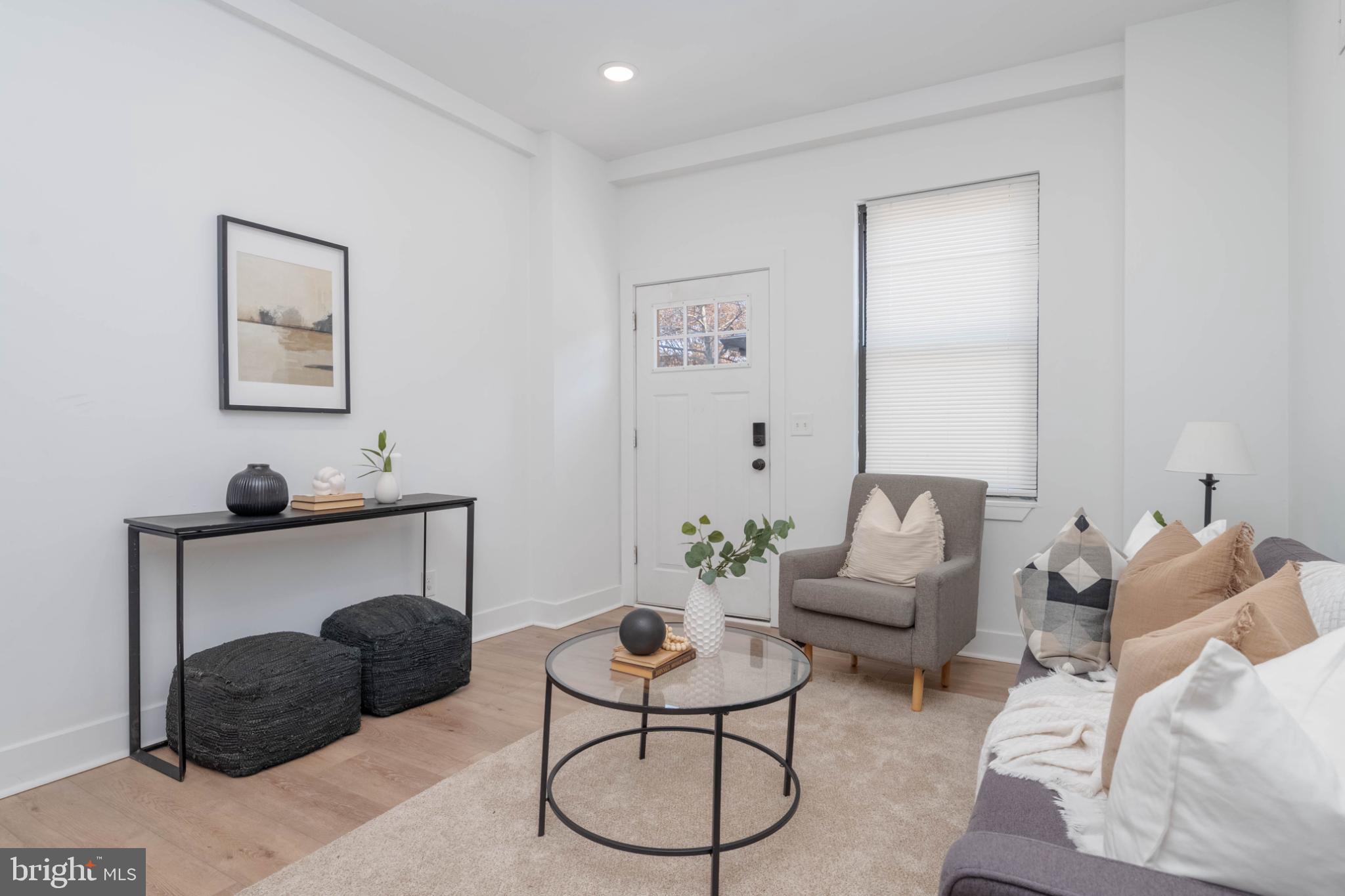 532 N BELNORD AVENUE