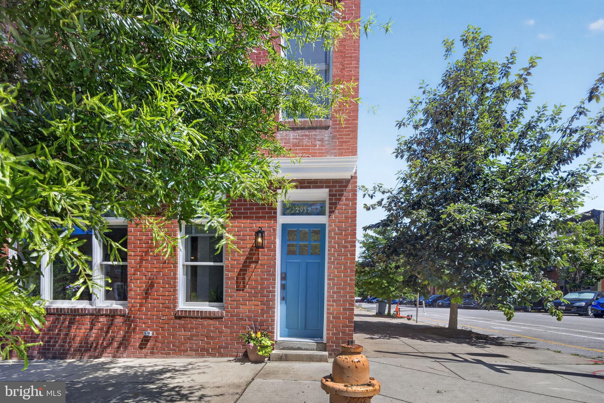 2932 DILLON STREET