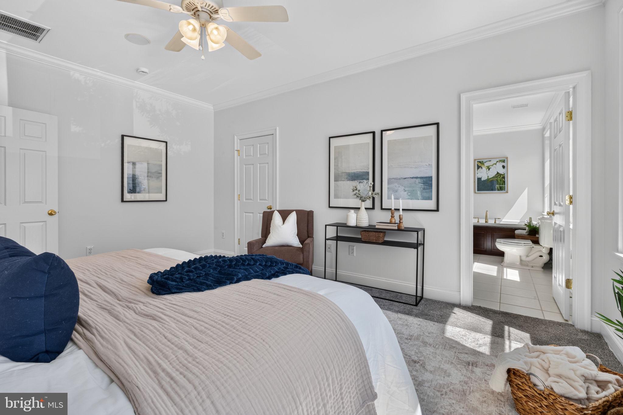 2932 DILLON STREET