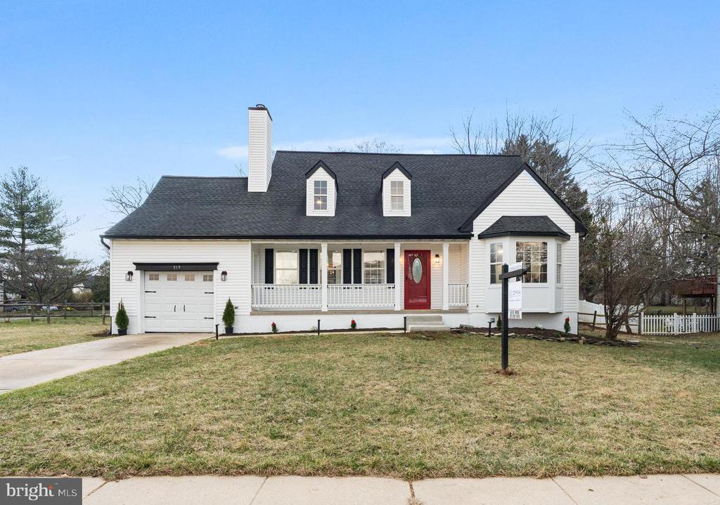 319 Buck Cash Dr