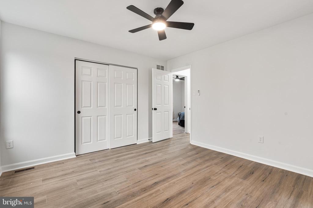 319 Buck Cash Dr