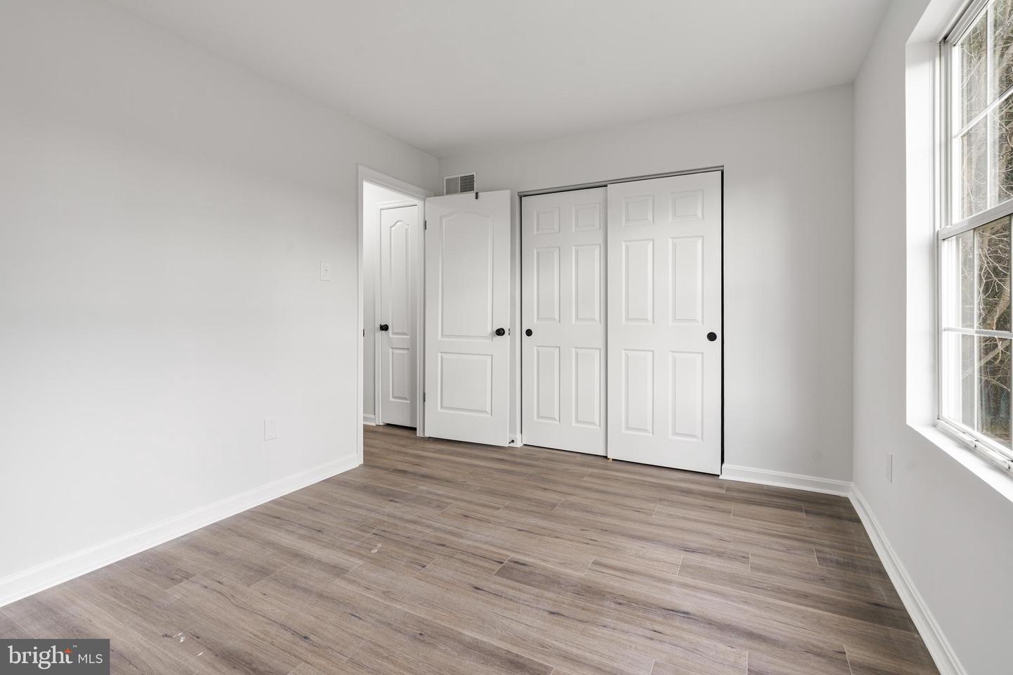 319 Buck Cash Dr