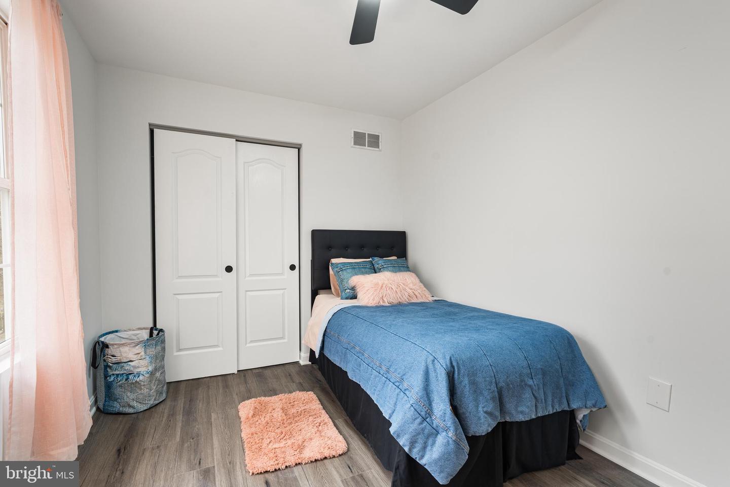 319 Buck Cash Dr