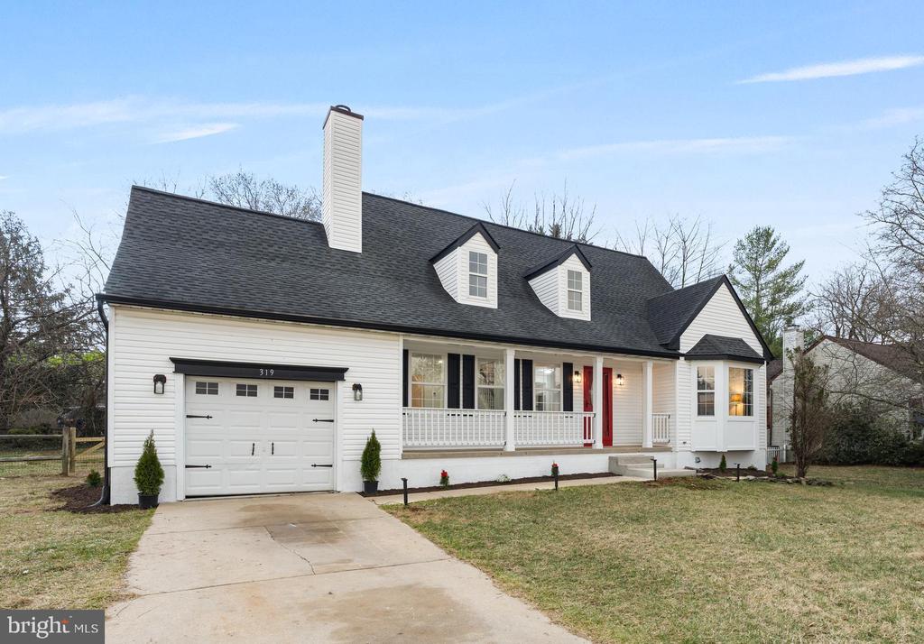 319 Buck Cash Dr
