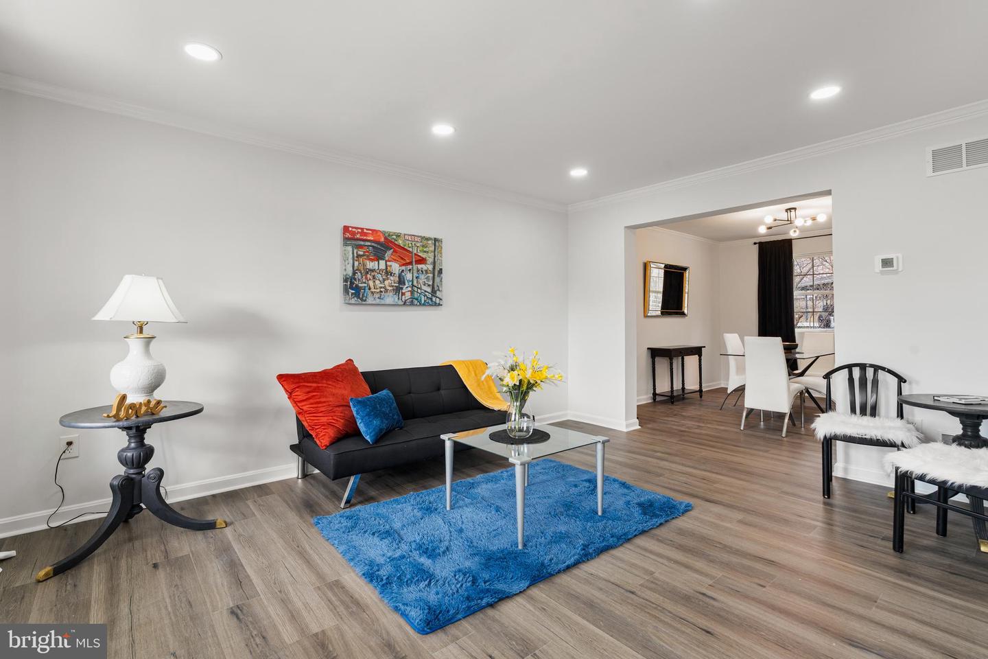 319 Buck Cash Dr