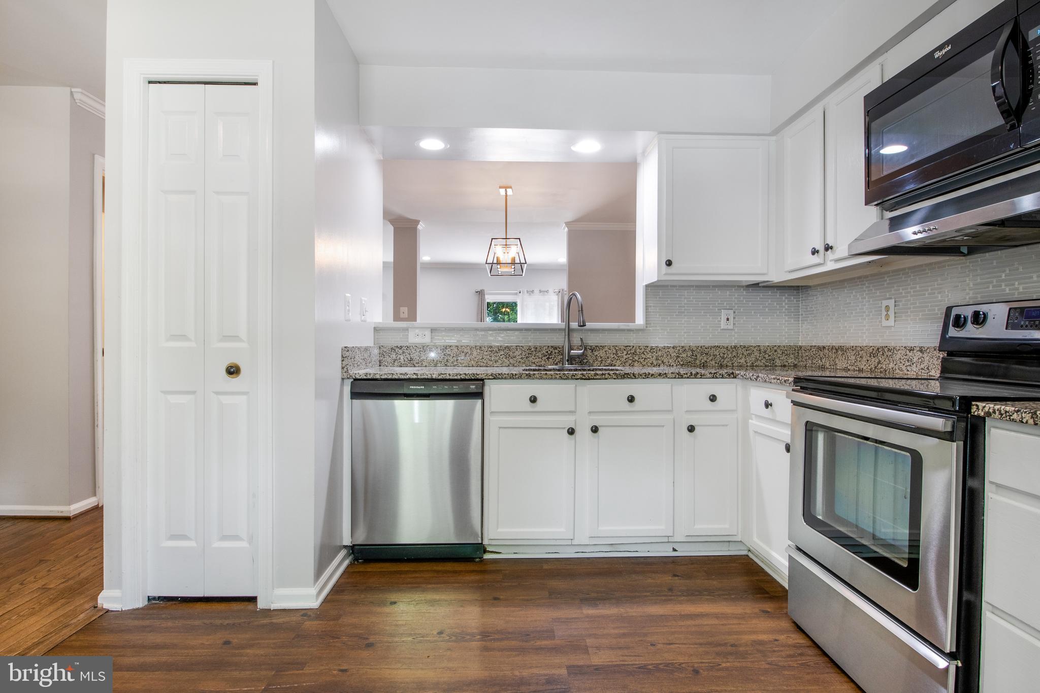 13642 CEDAR CREEK LN