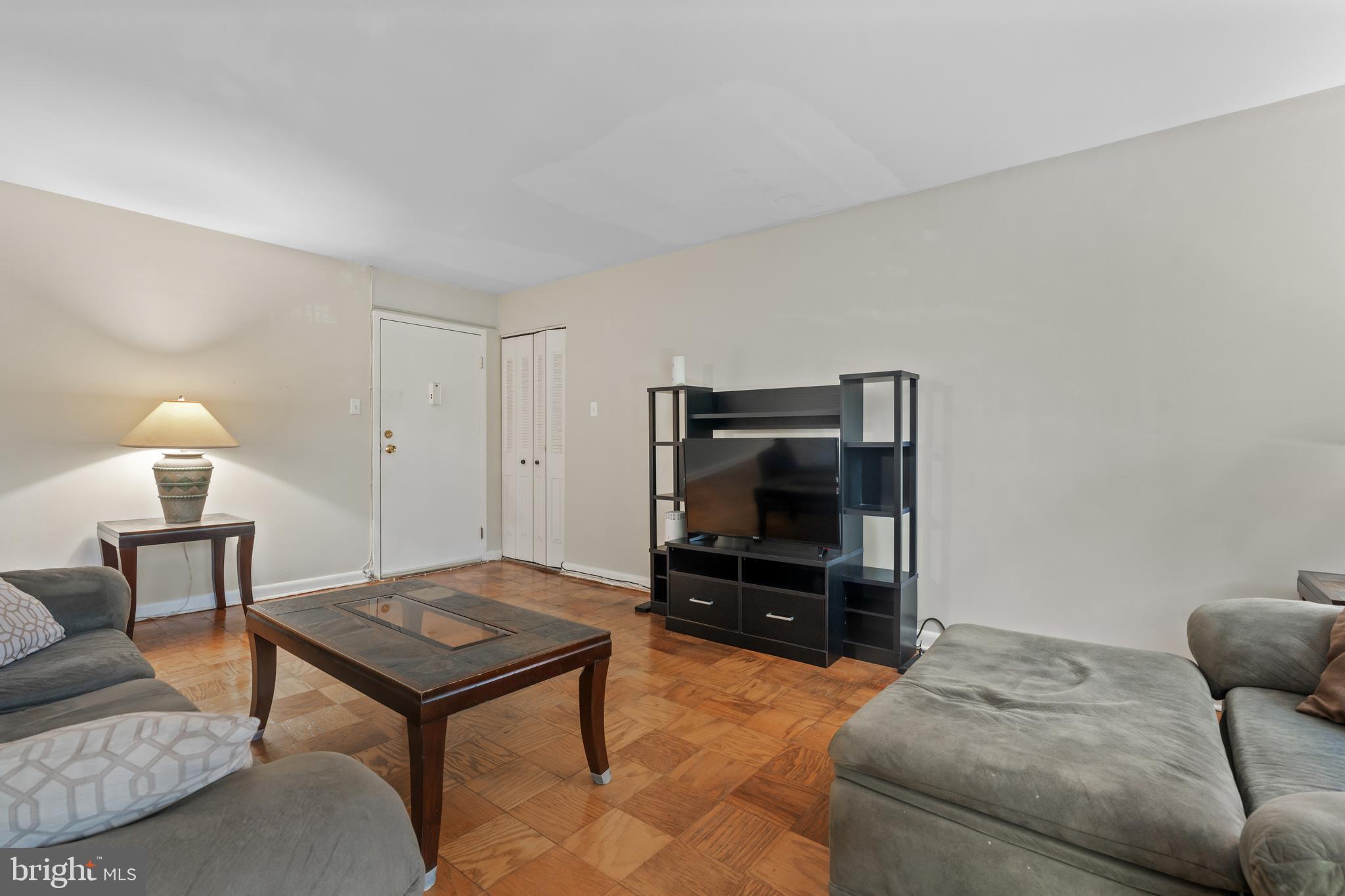 7611 Maple Ave #707