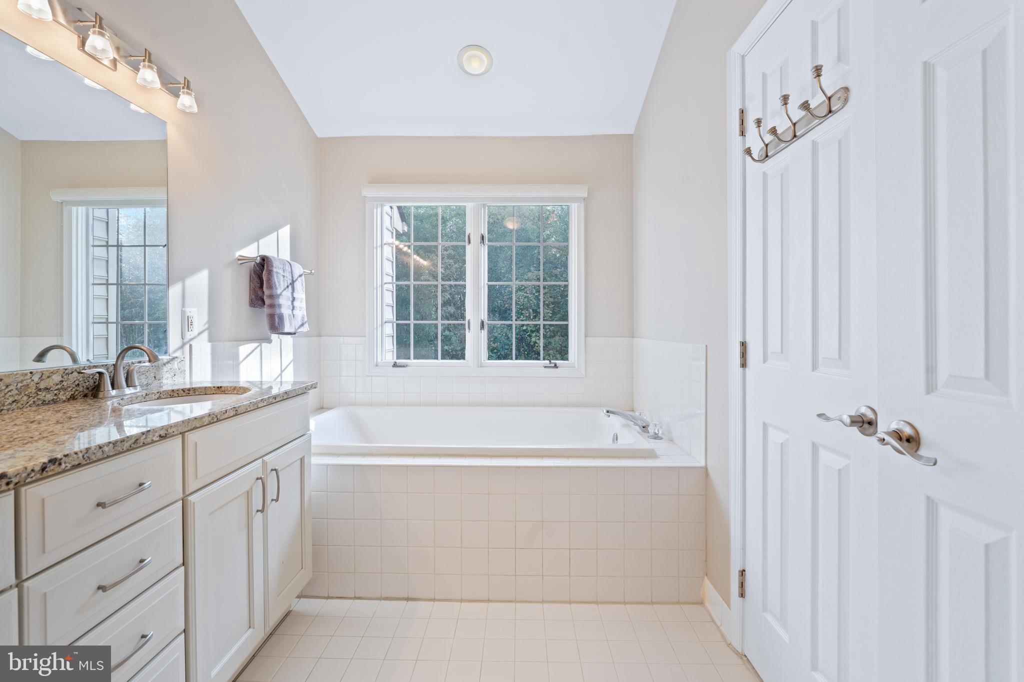 5417 Whitley Park Terace