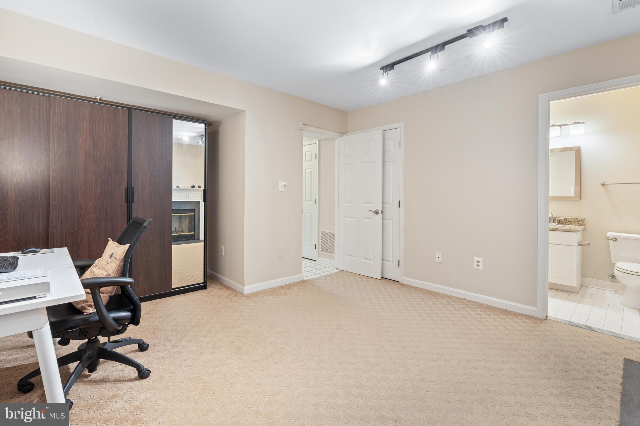 5417 Whitley Park Terace