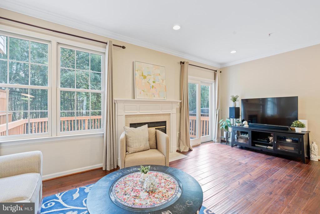 5417 Whitley Park Terace