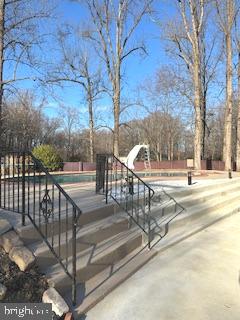 2105 Drury Rd