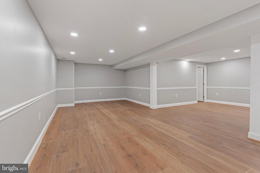 2105 Drury Rd