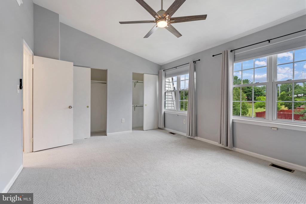 12307 Sandy Point Ct
