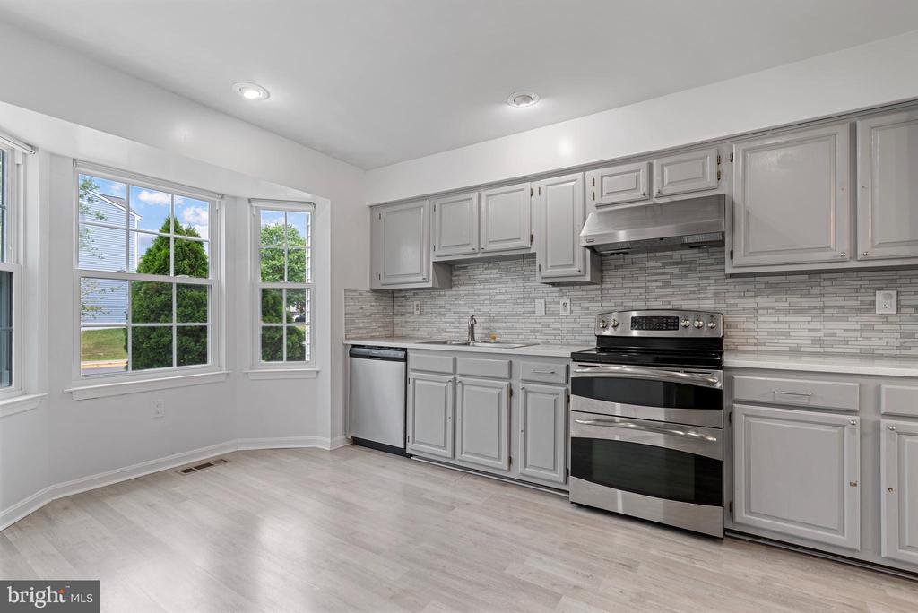 12307 Sandy Point Ct