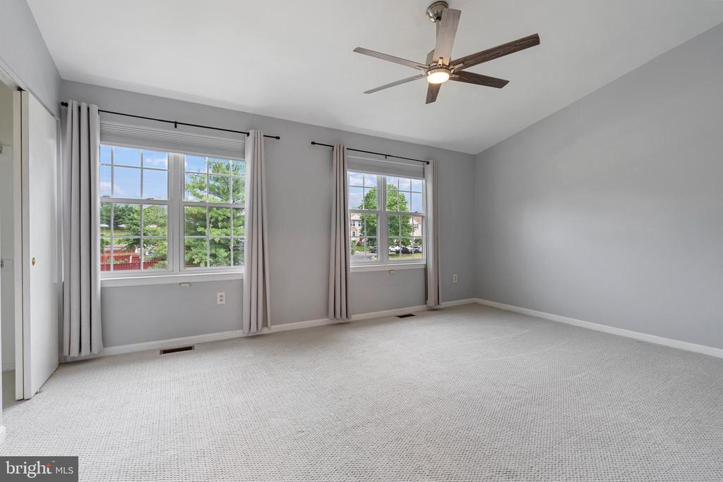 12307 Sandy Point Ct