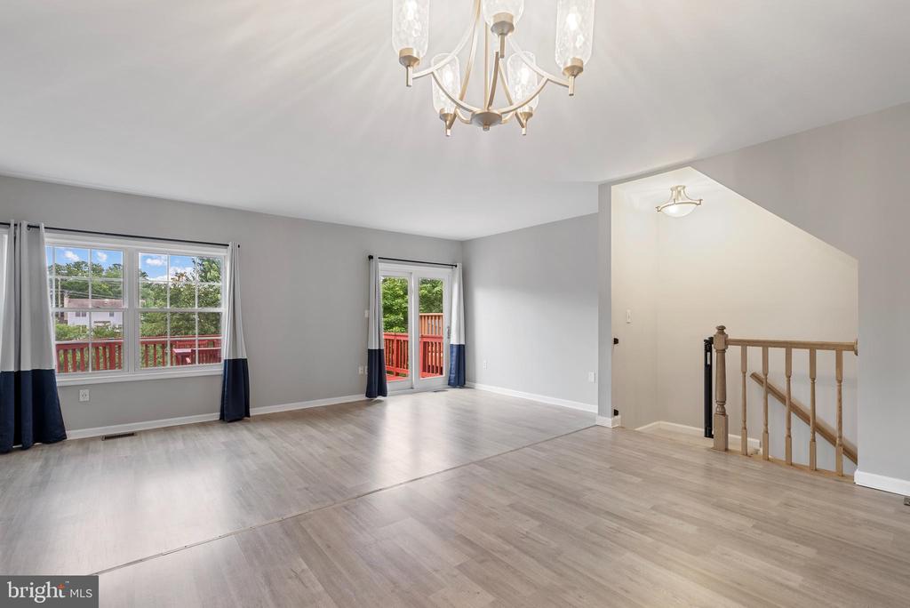 12307 Sandy Point Ct