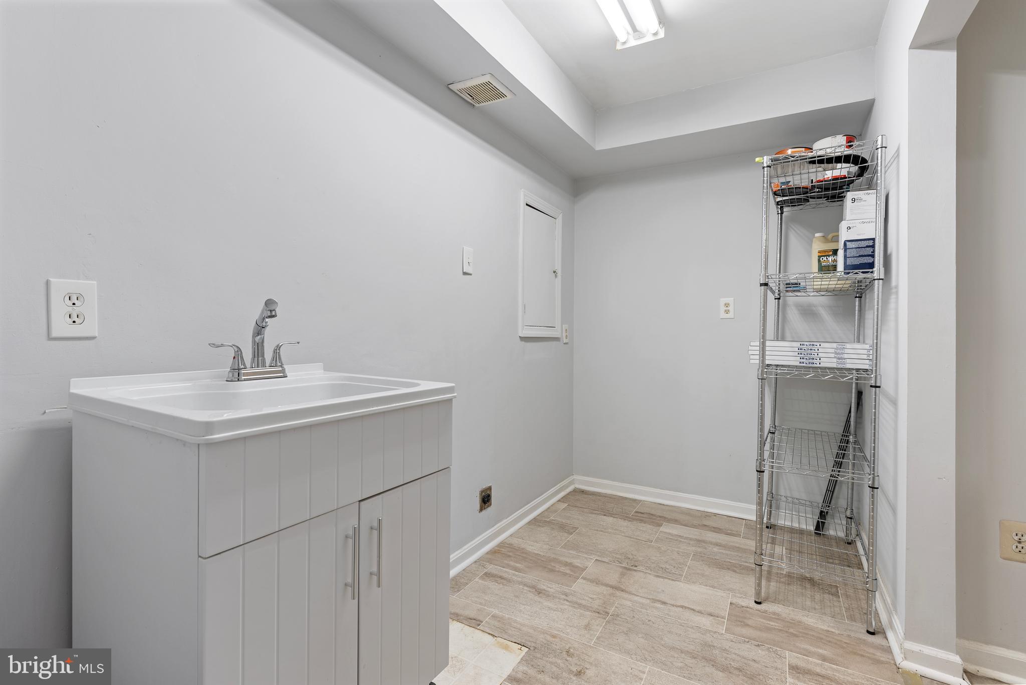 12307 Sandy Point Ct