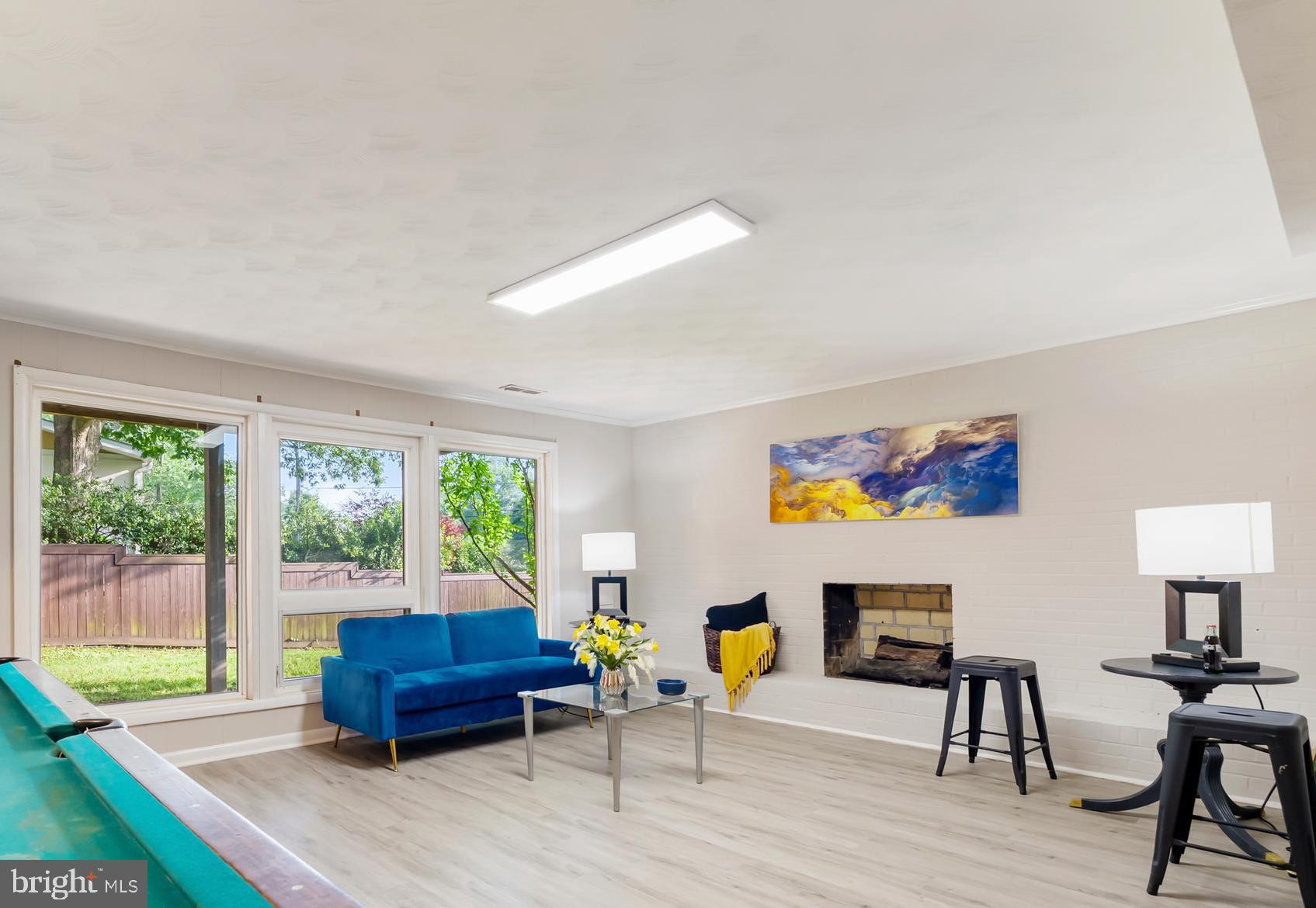 1 Schindler Ct