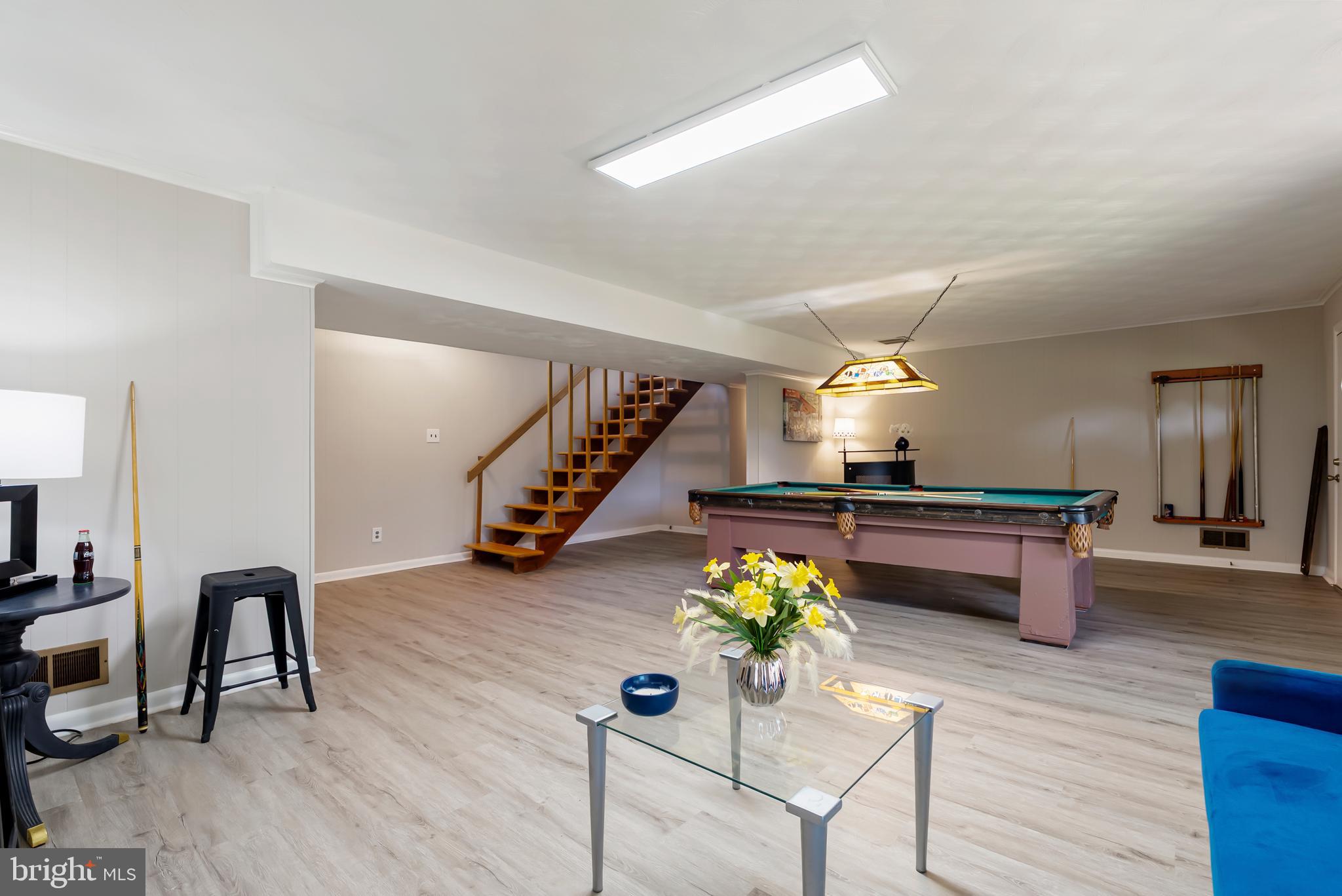 1 Schindler Ct