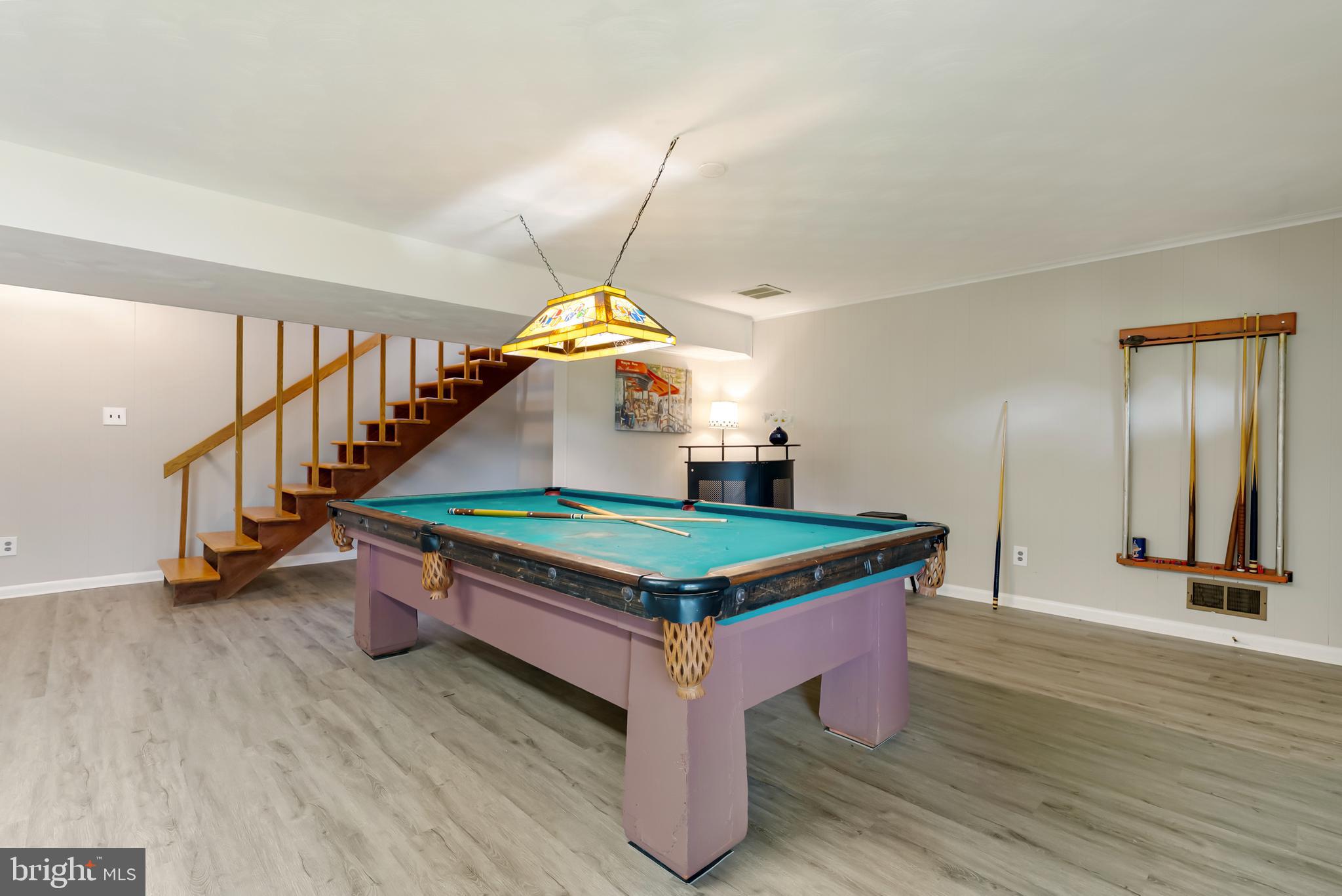 1 Schindler Ct