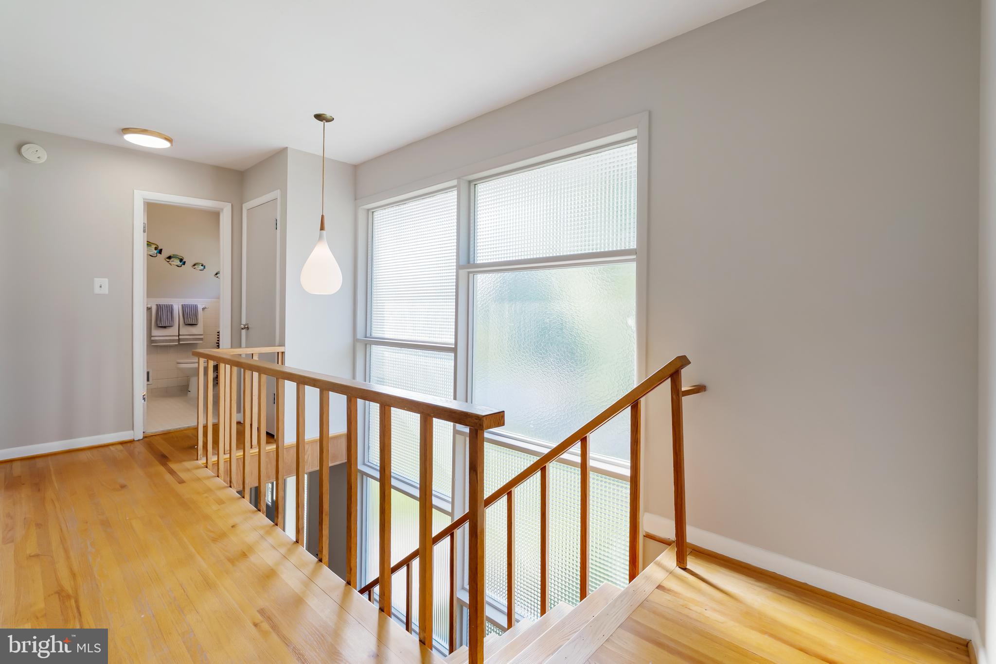 1 Schindler Ct
