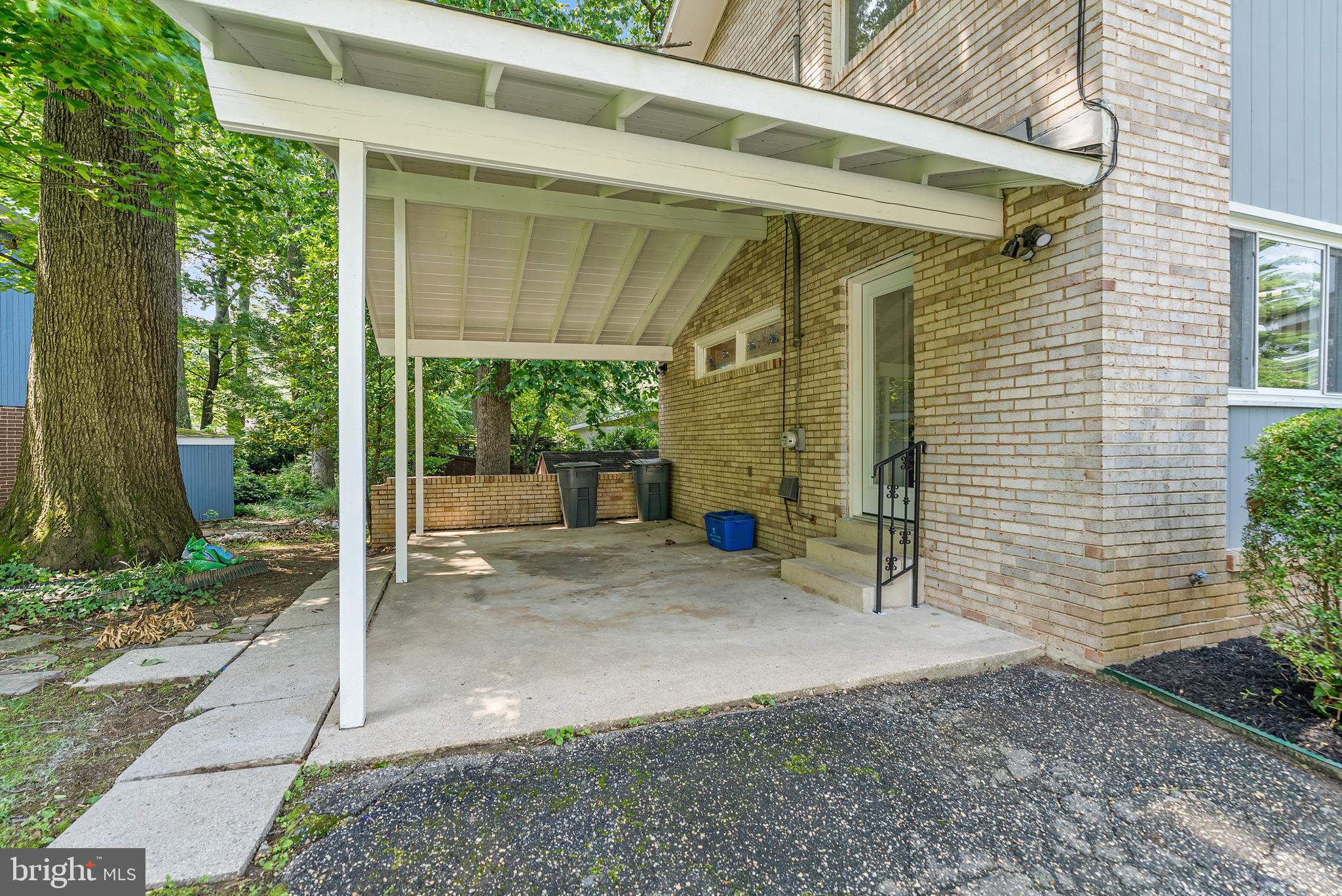 1 Schindler Ct