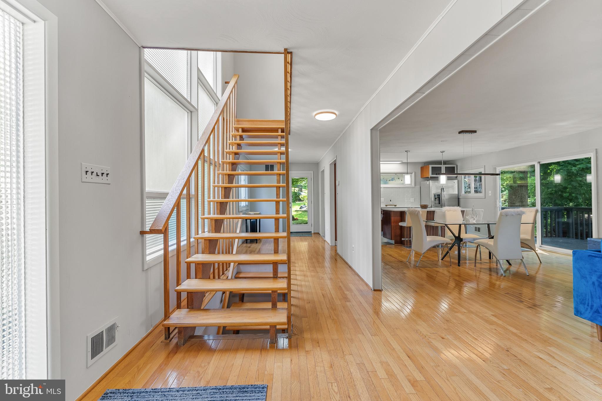 1 Schindler Ct
