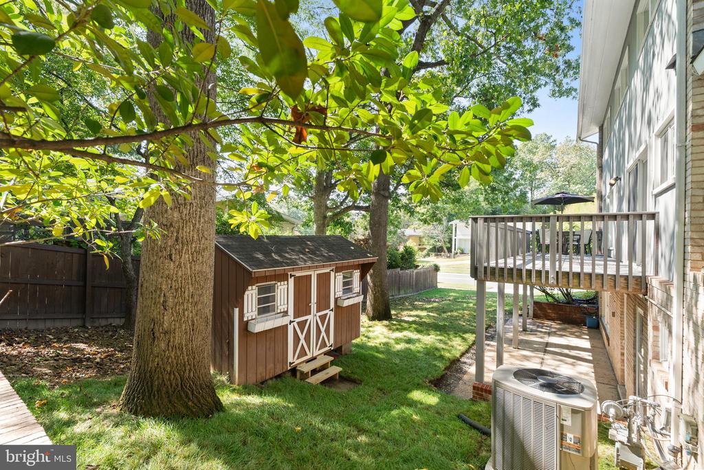 1 Schindler Ct
