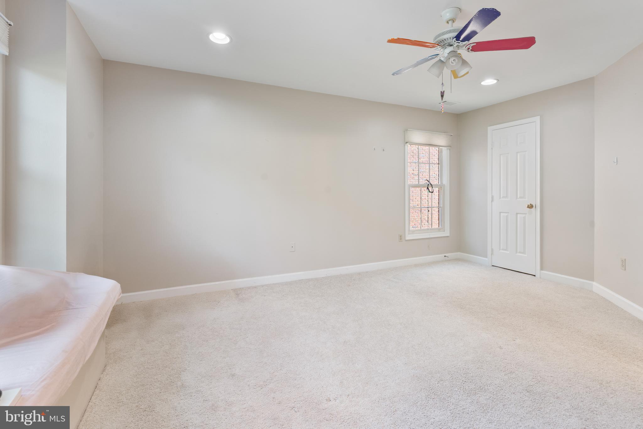 7815 STABLE WAY