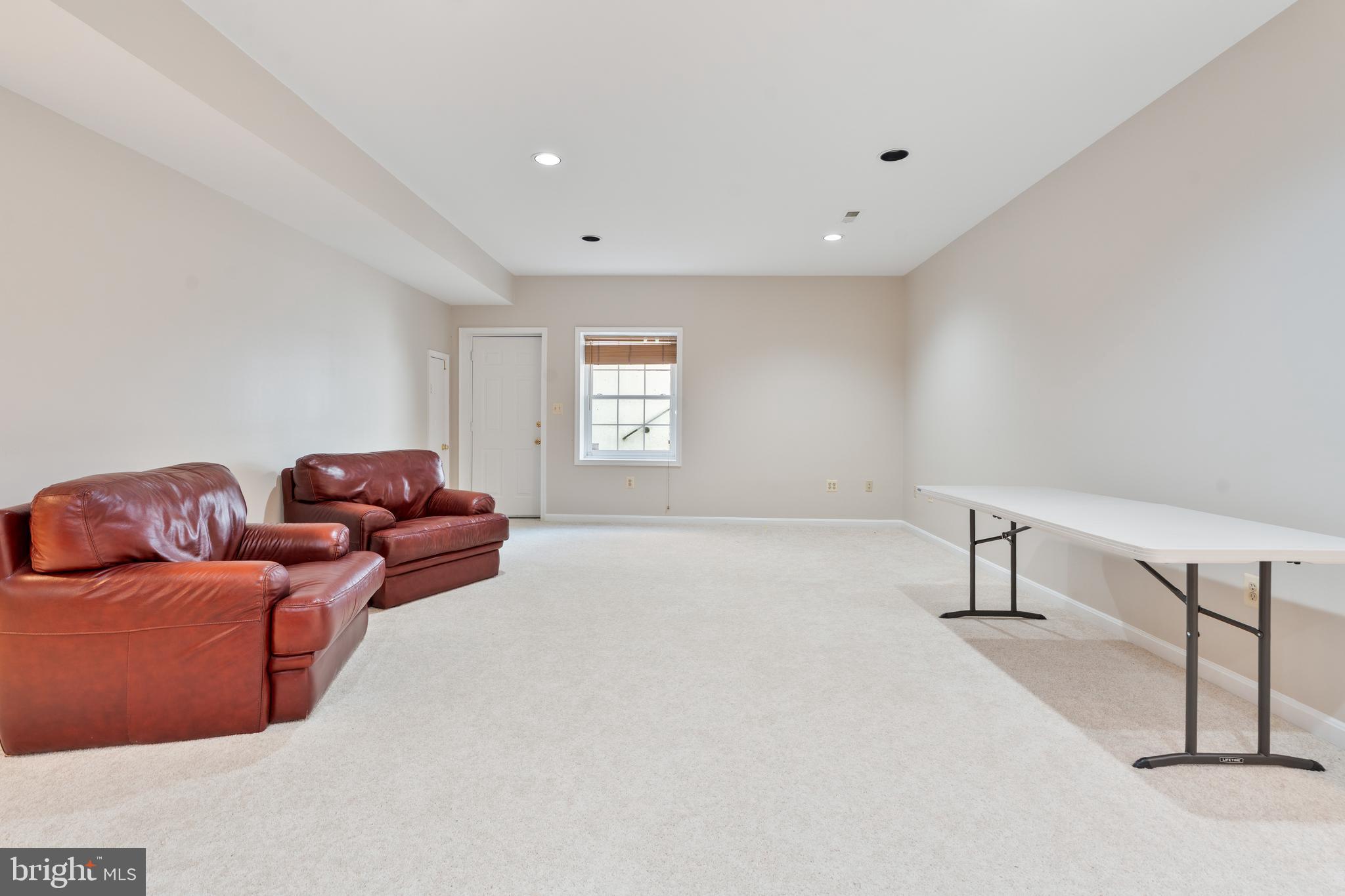 7815 STABLE WAY