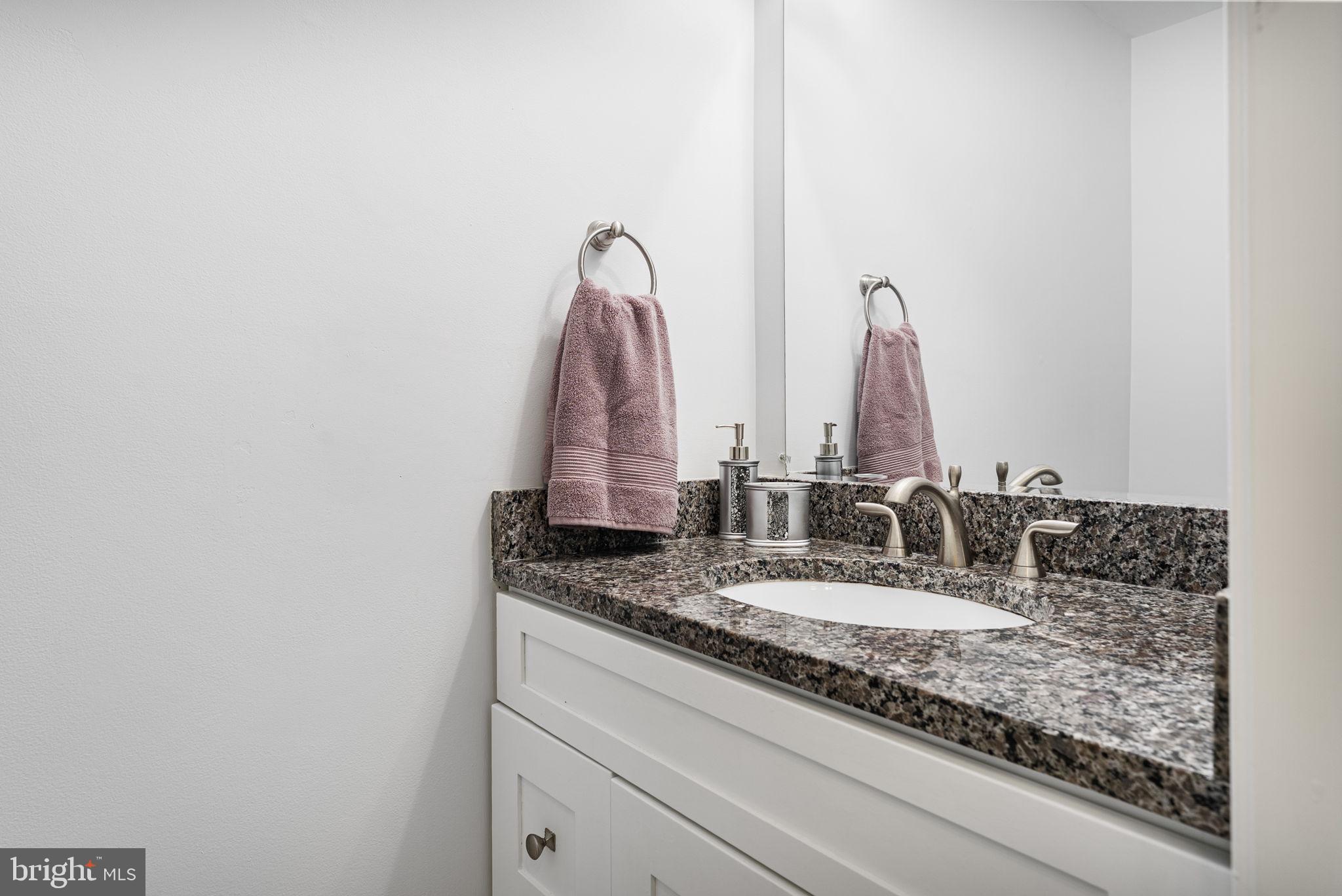 11008 WICKSHIRE WAY C-5