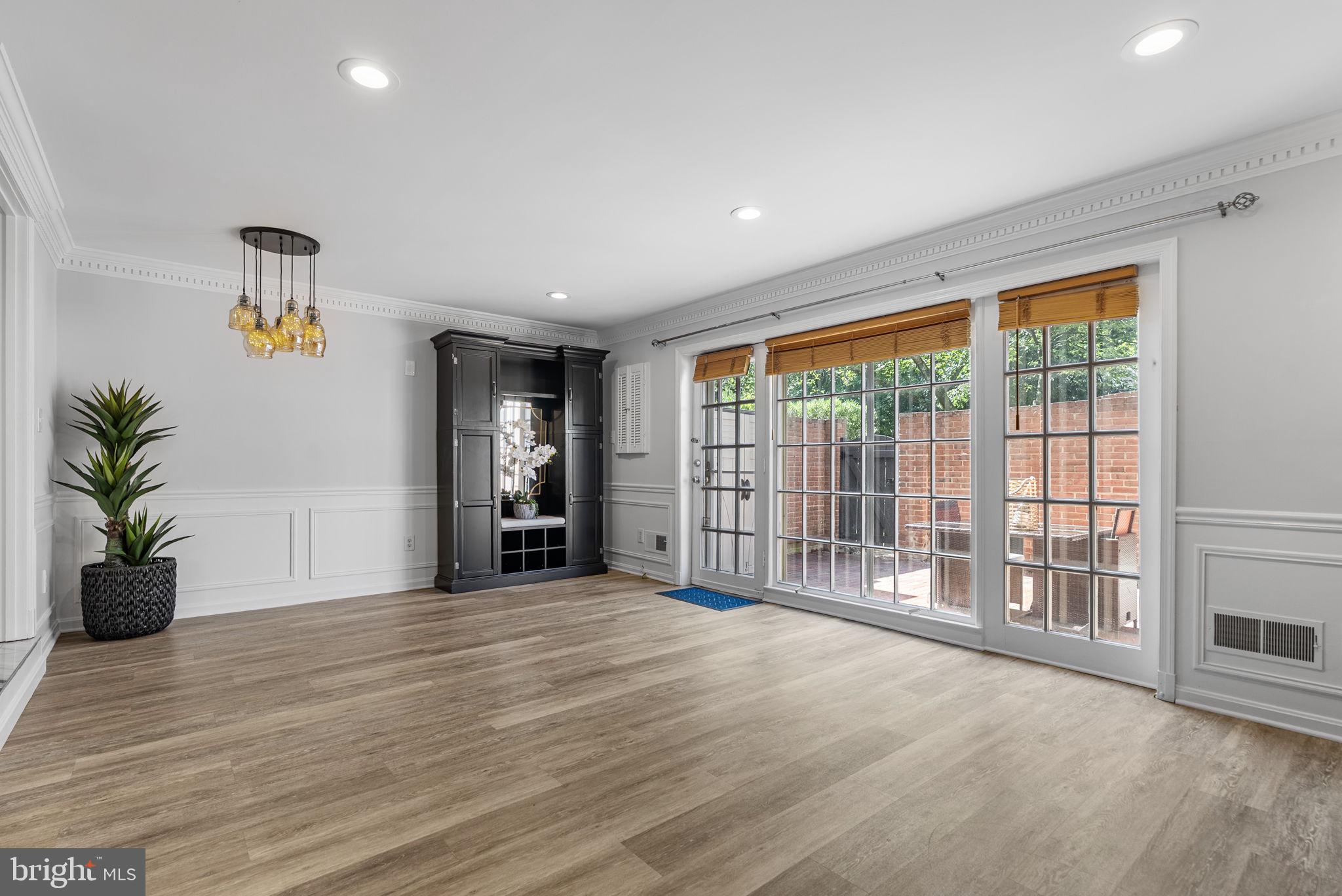 11008 WICKSHIRE WAY C-5