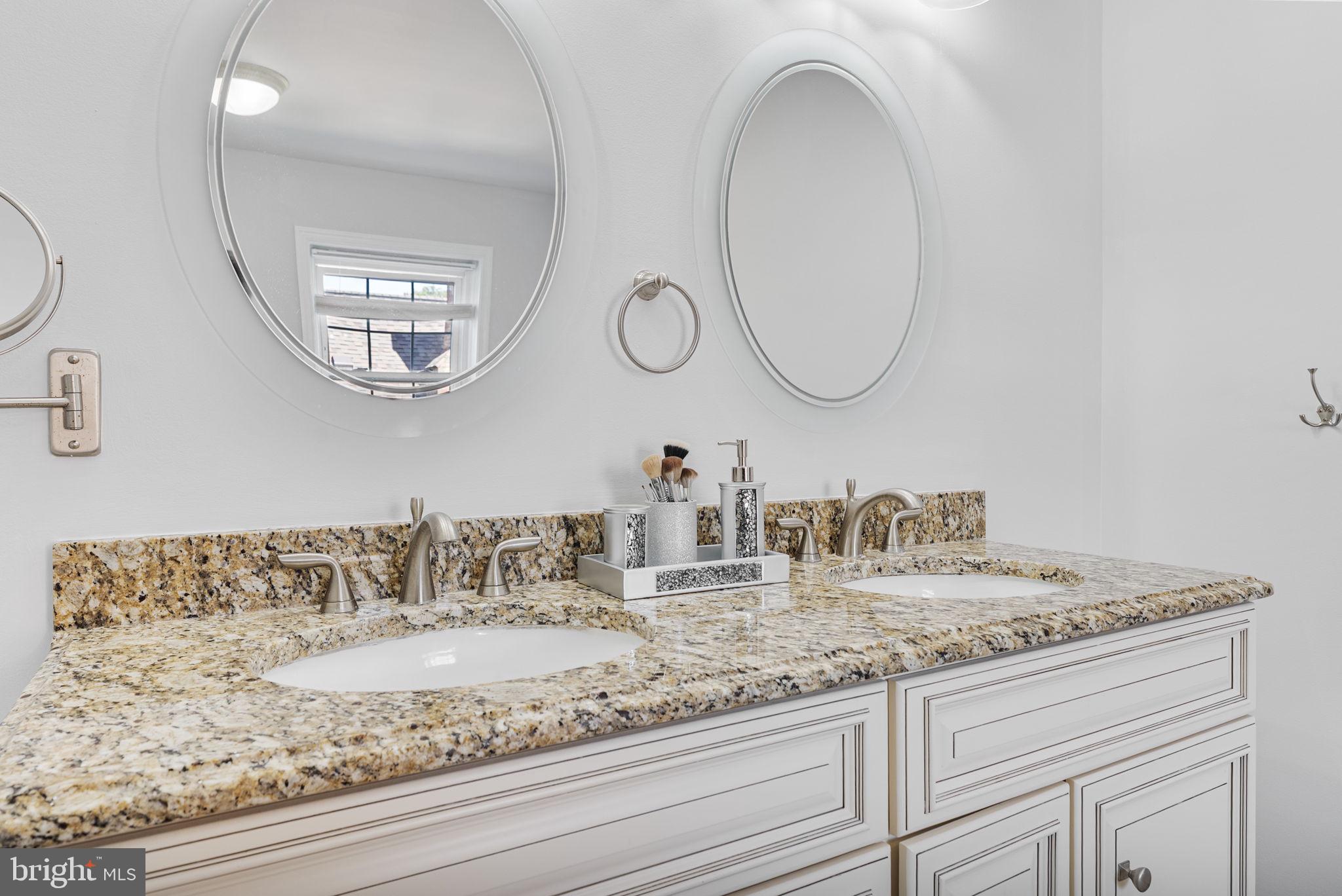 11008 WICKSHIRE WAY C-5