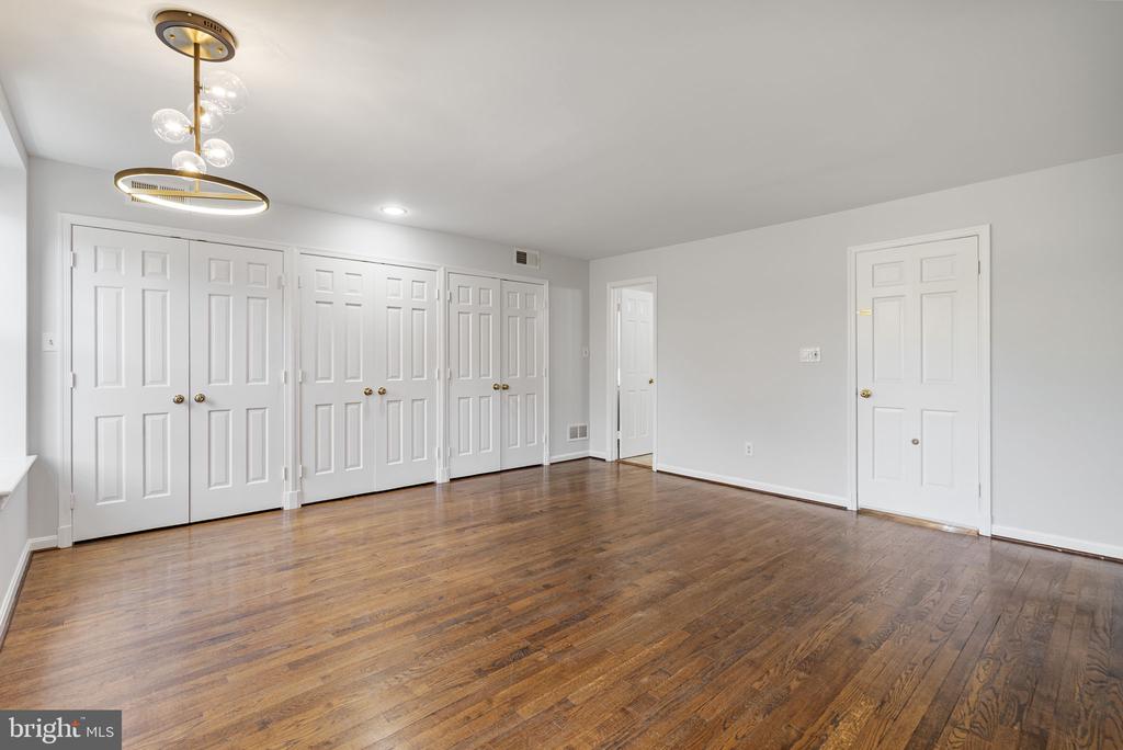 11008 WICKSHIRE WAY C-5
