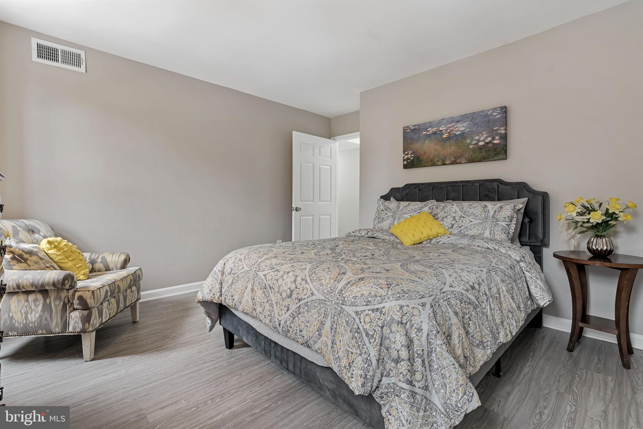 790 QUINCE ORCHARD BOULEVARD 790-20