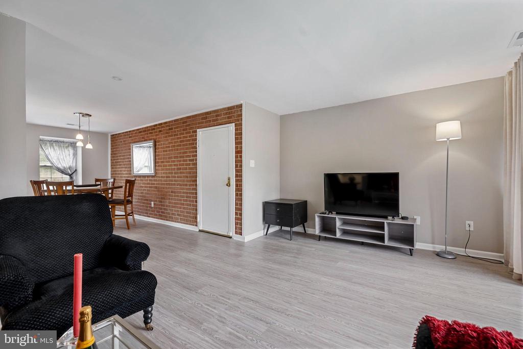 790 QUINCE ORCHARD BOULEVARD 790-20