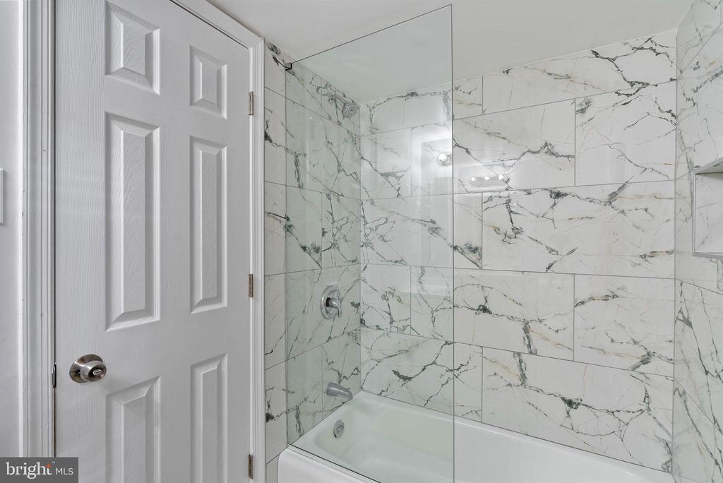 790 QUINCE ORCHARD BOULEVARD 790-20