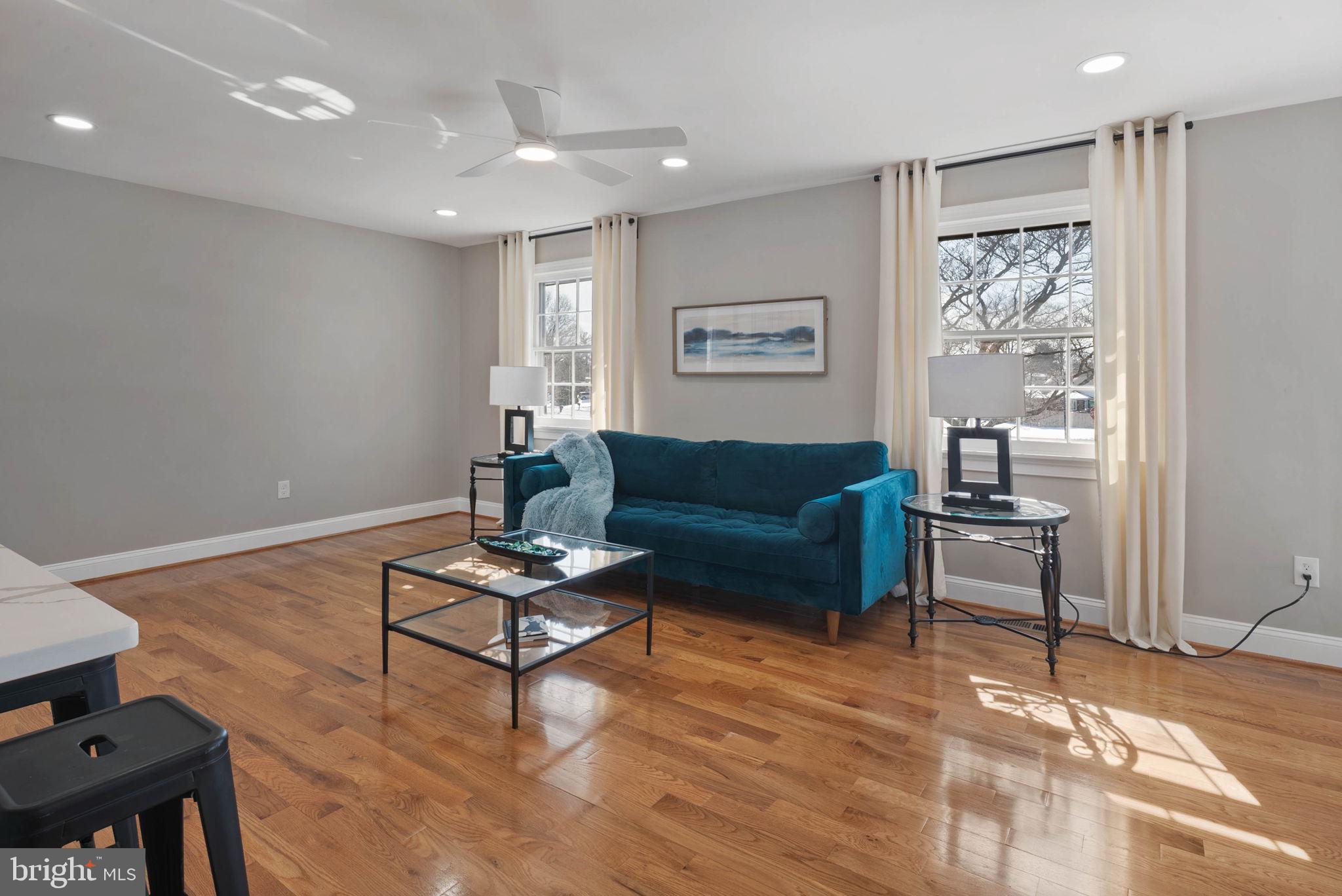 18901 BLOOMFIELD ROAD