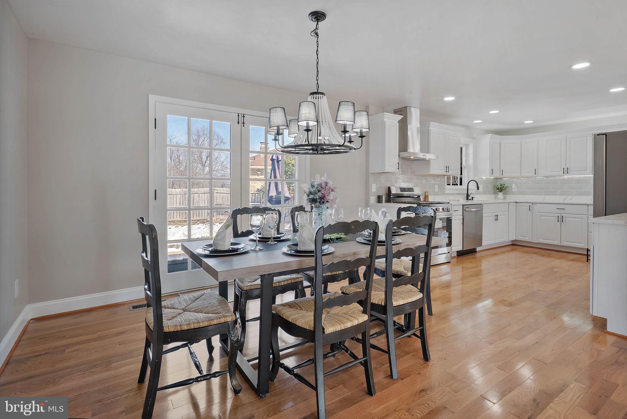 18901 BLOOMFIELD ROAD