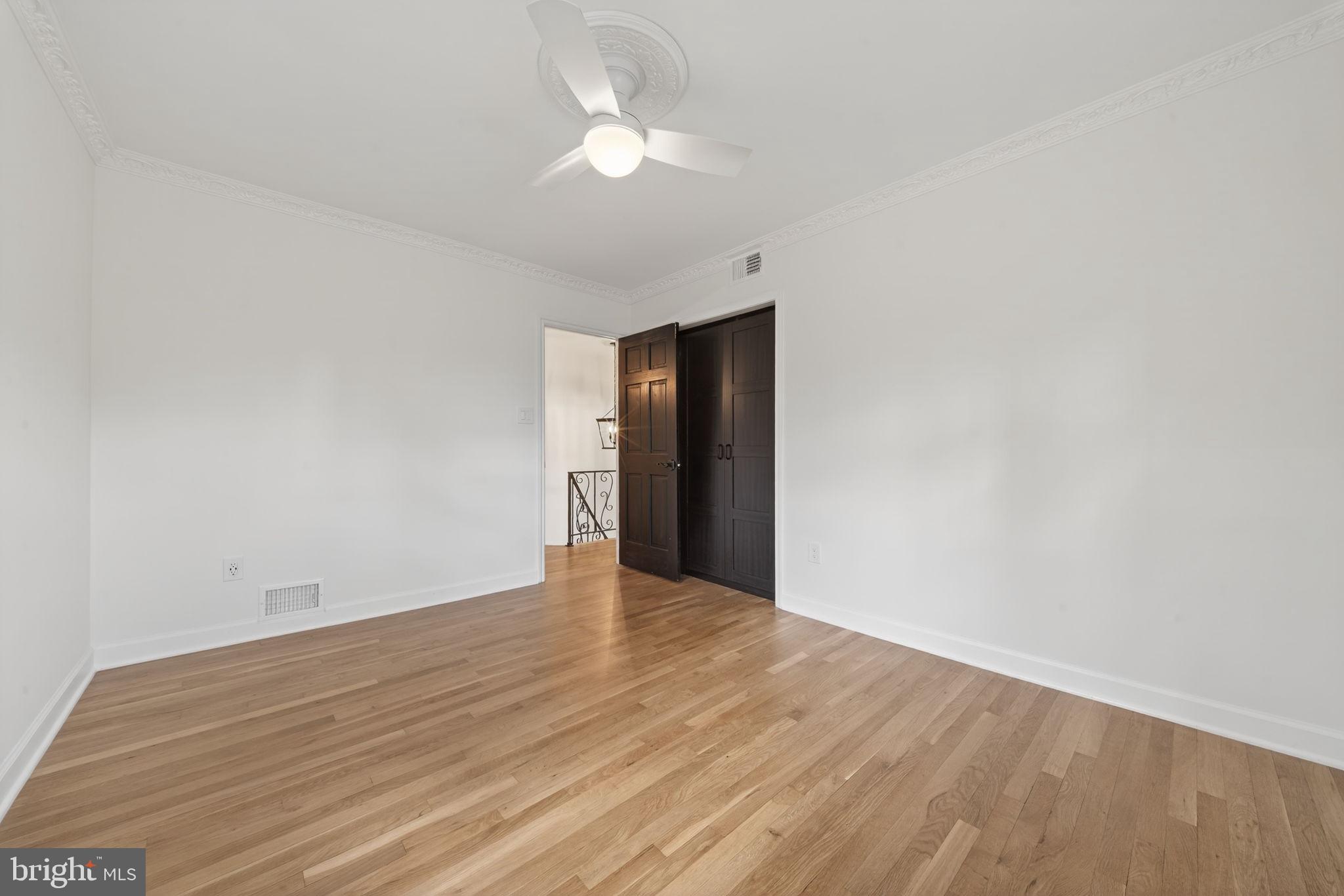 12704 THERESA DRIVE