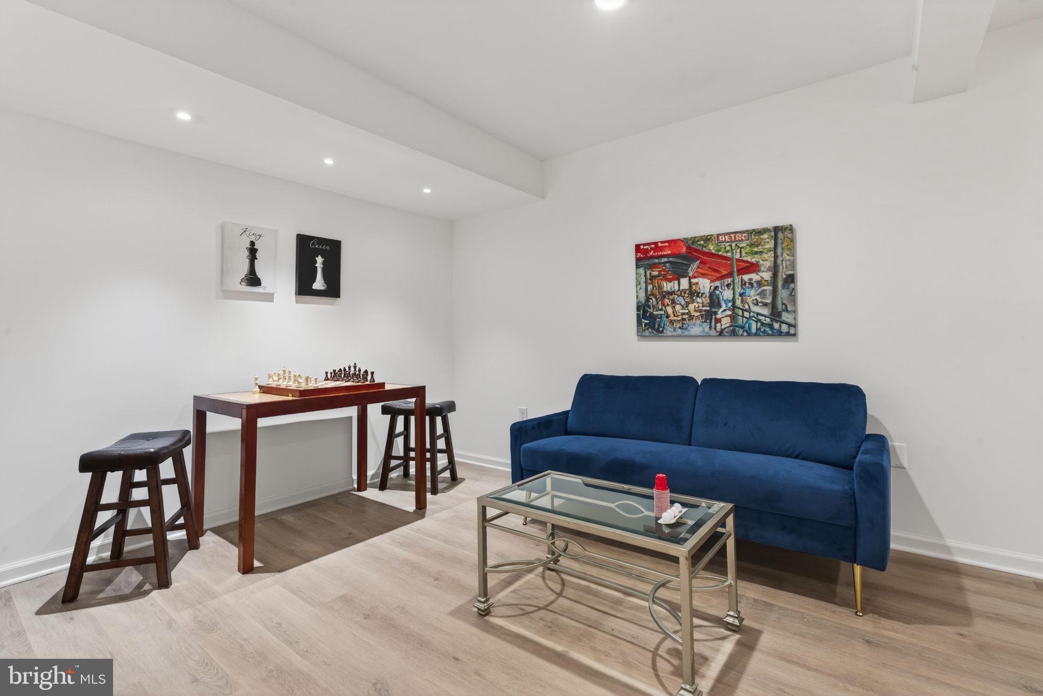 12704 THERESA DRIVE