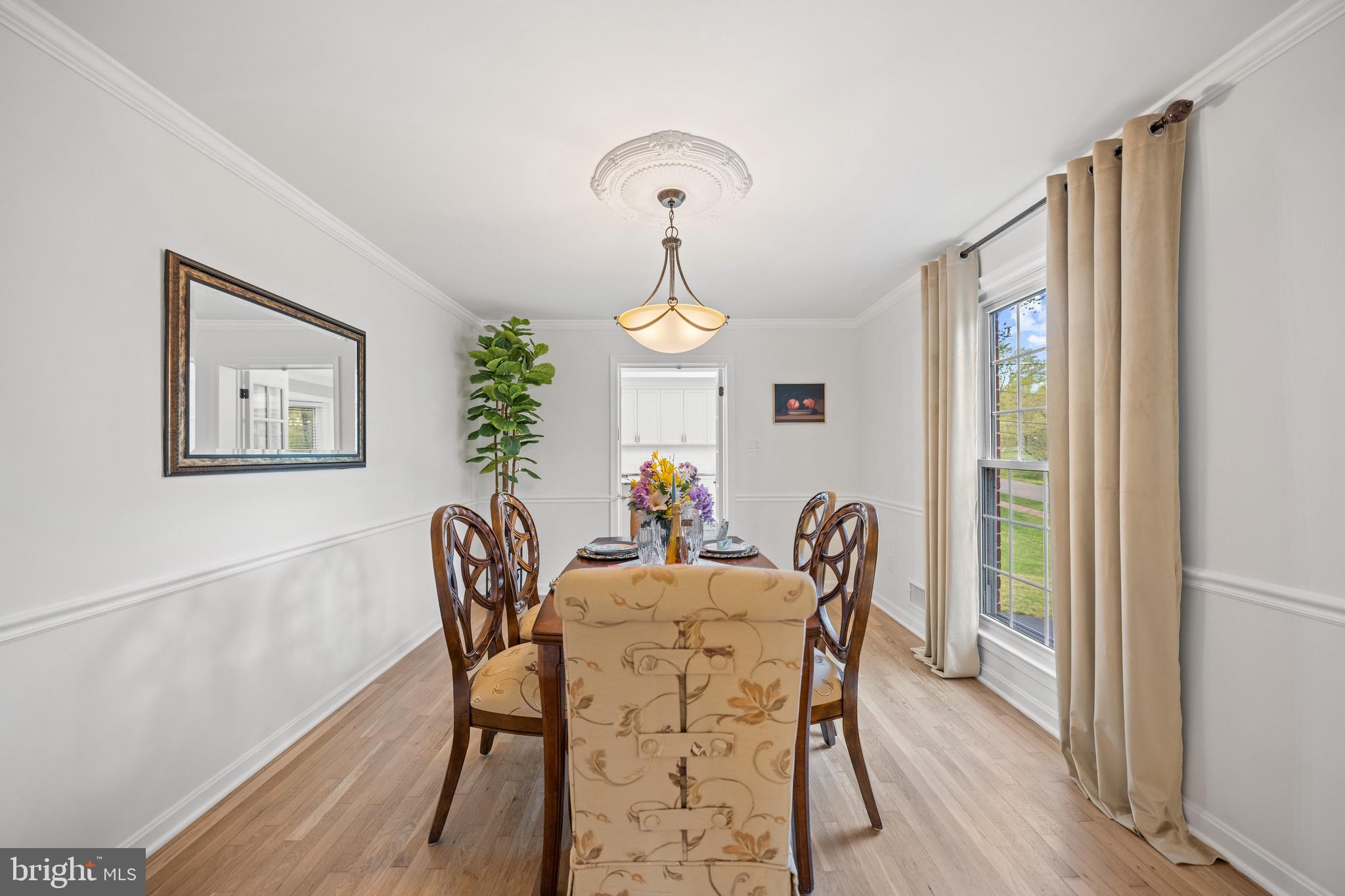 12704 THERESA DRIVE