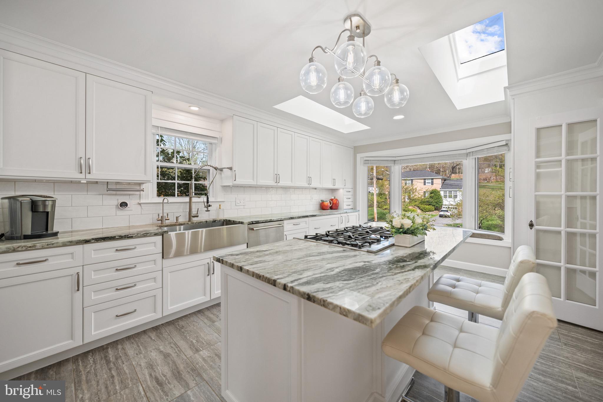 12704 THERESA DRIVE