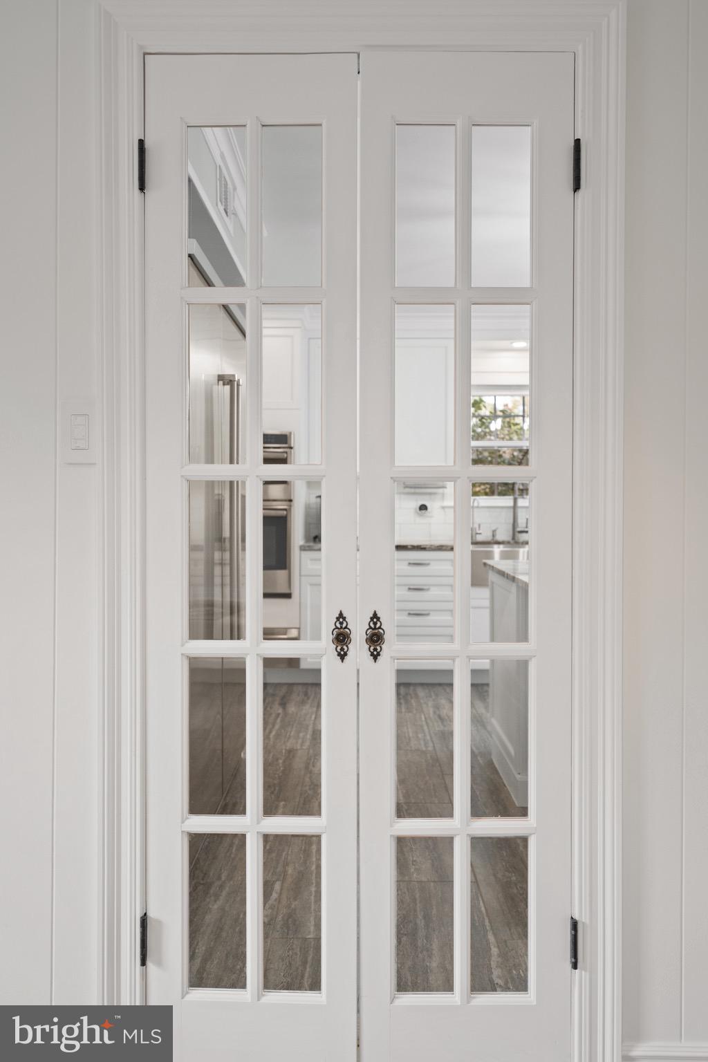 12704 THERESA DRIVE