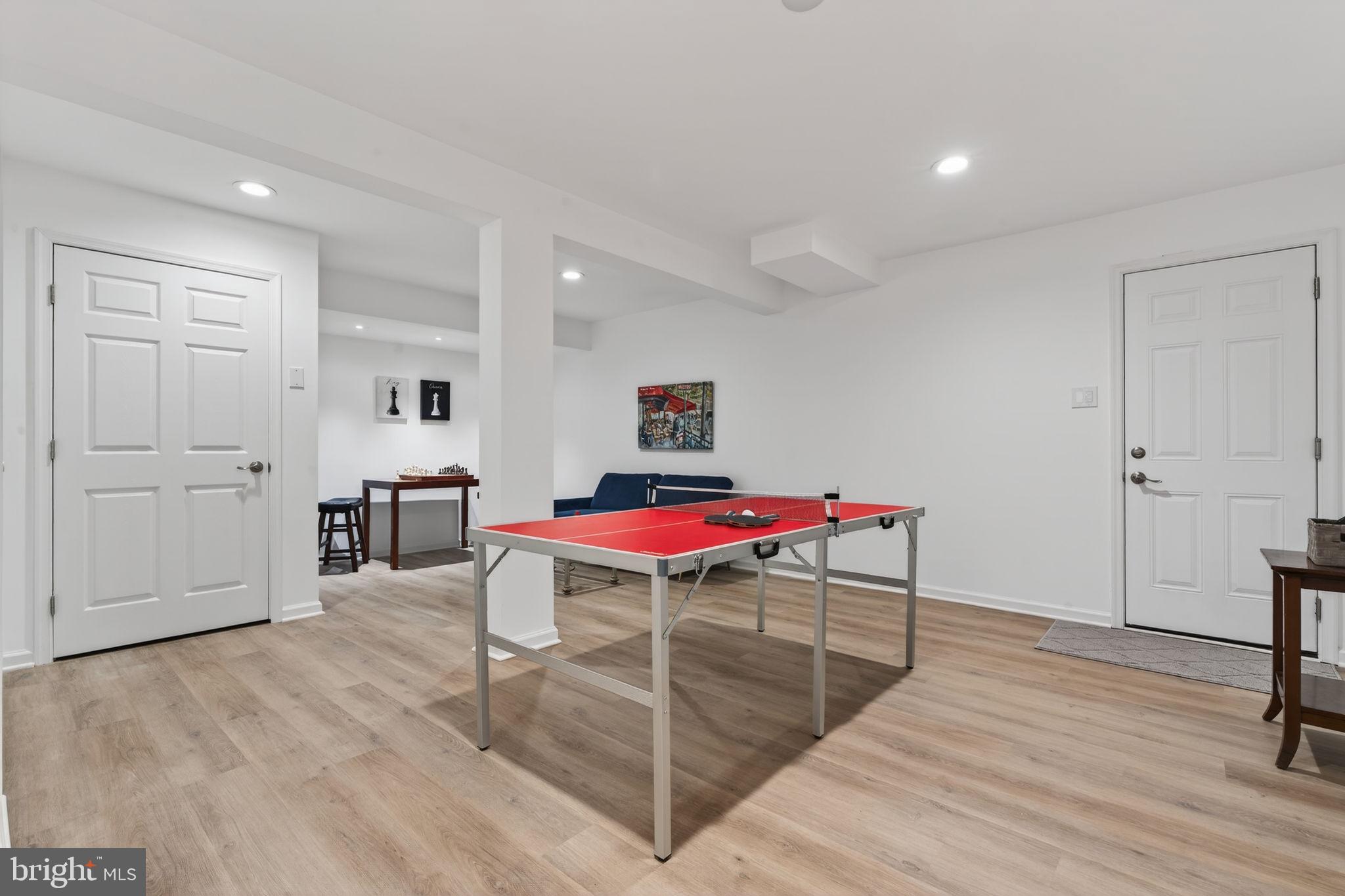 12704 THERESA DRIVE