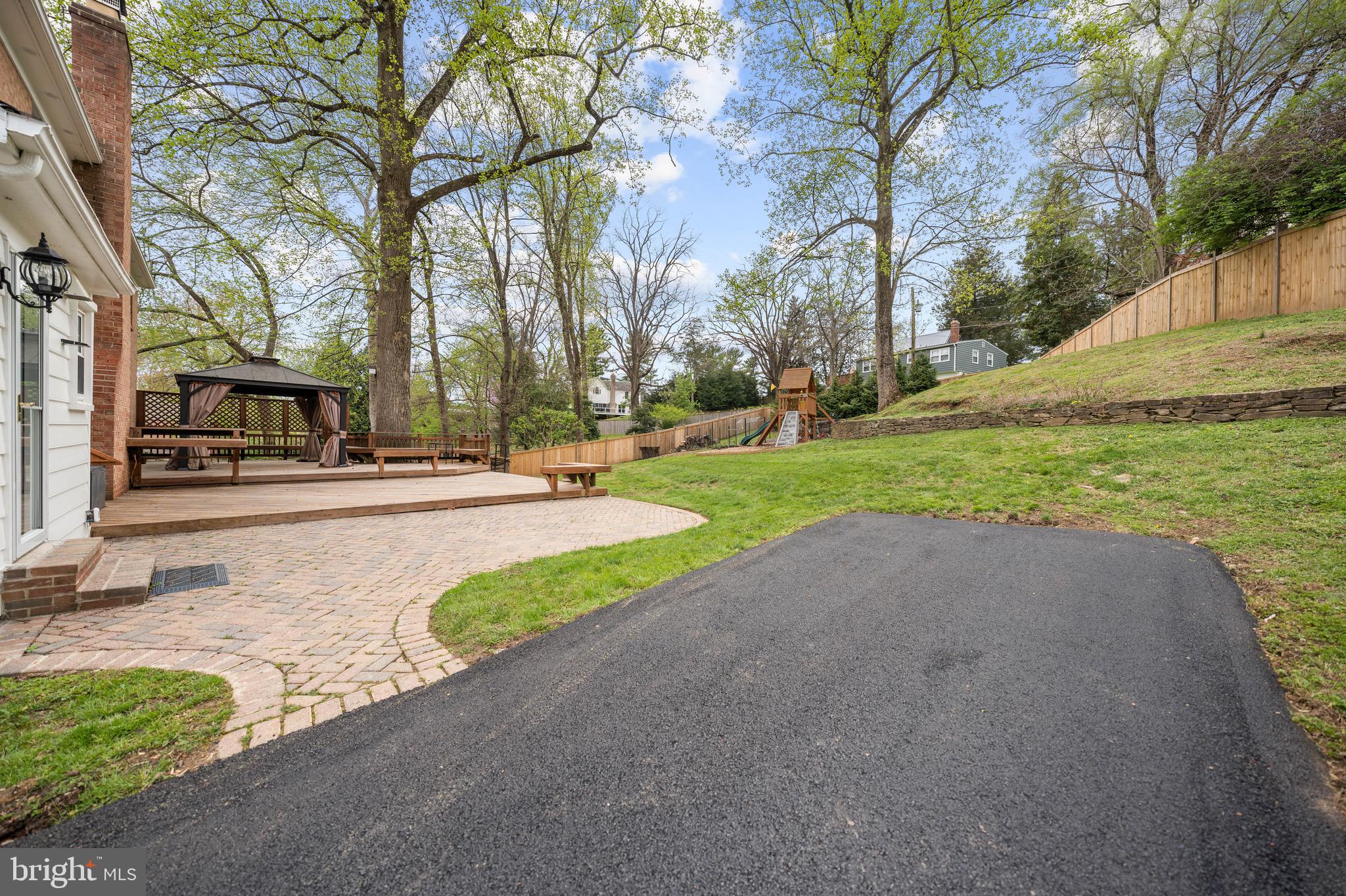 12704 THERESA DRIVE